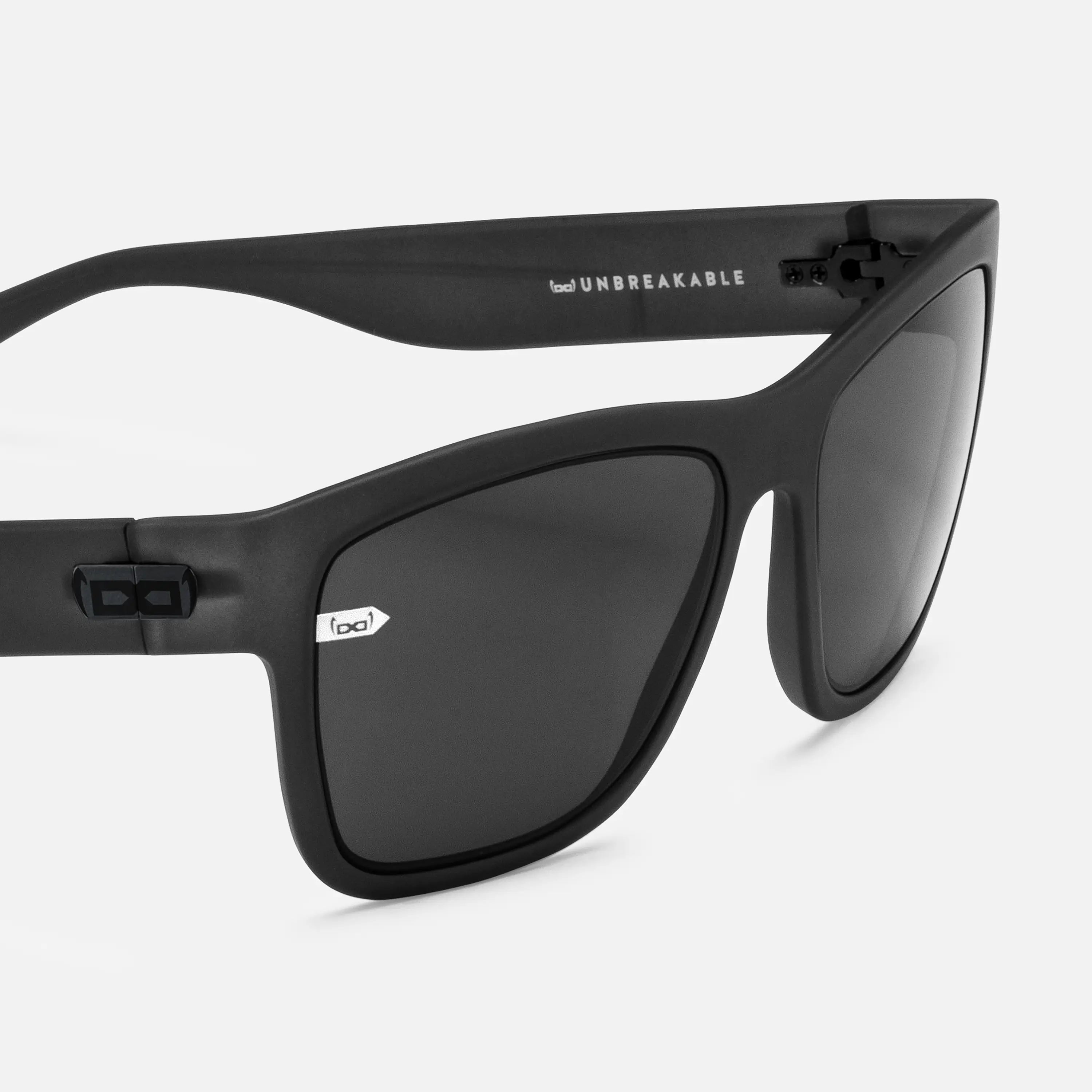 Gi48 Bold - grey in grey