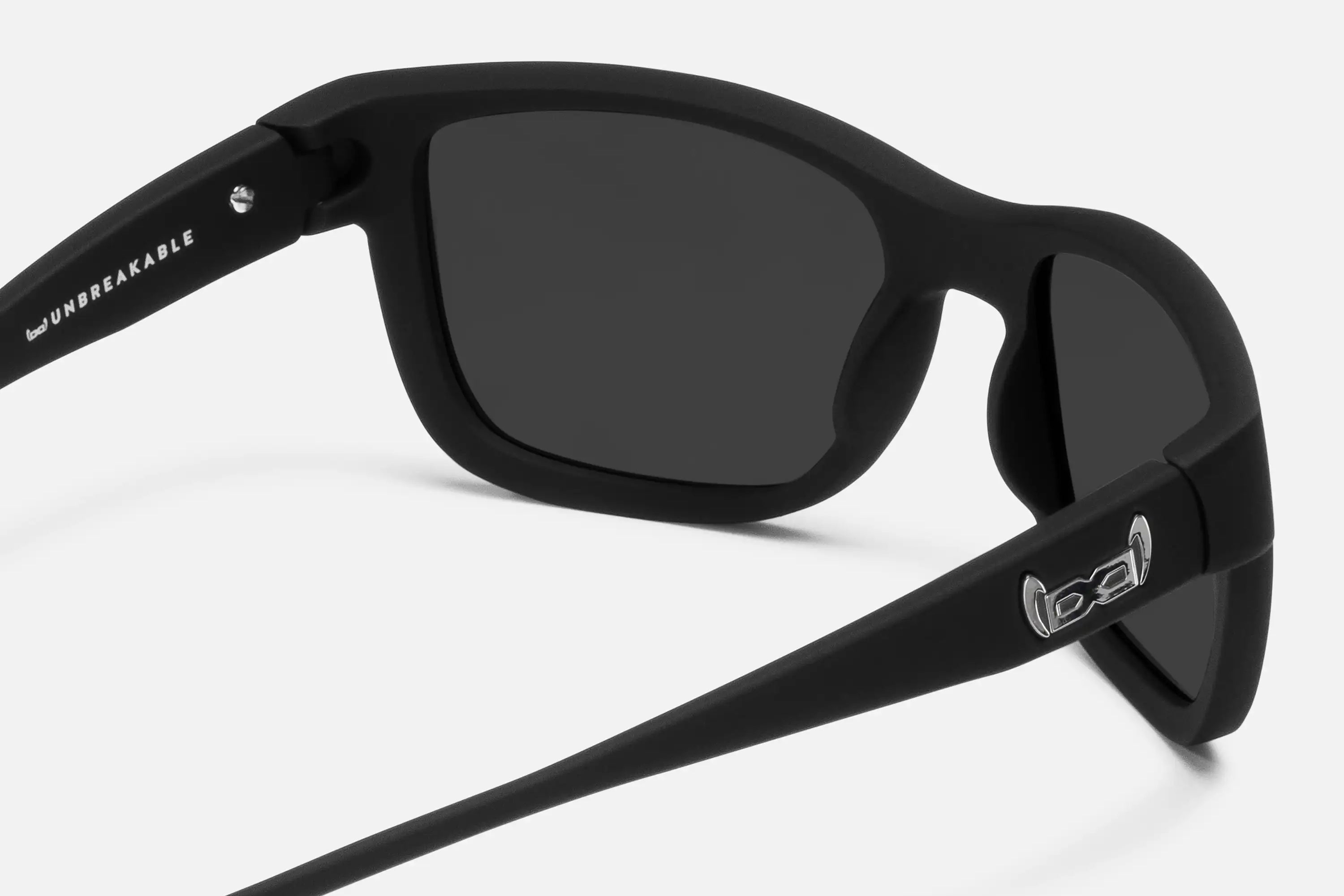 G32 - black matt