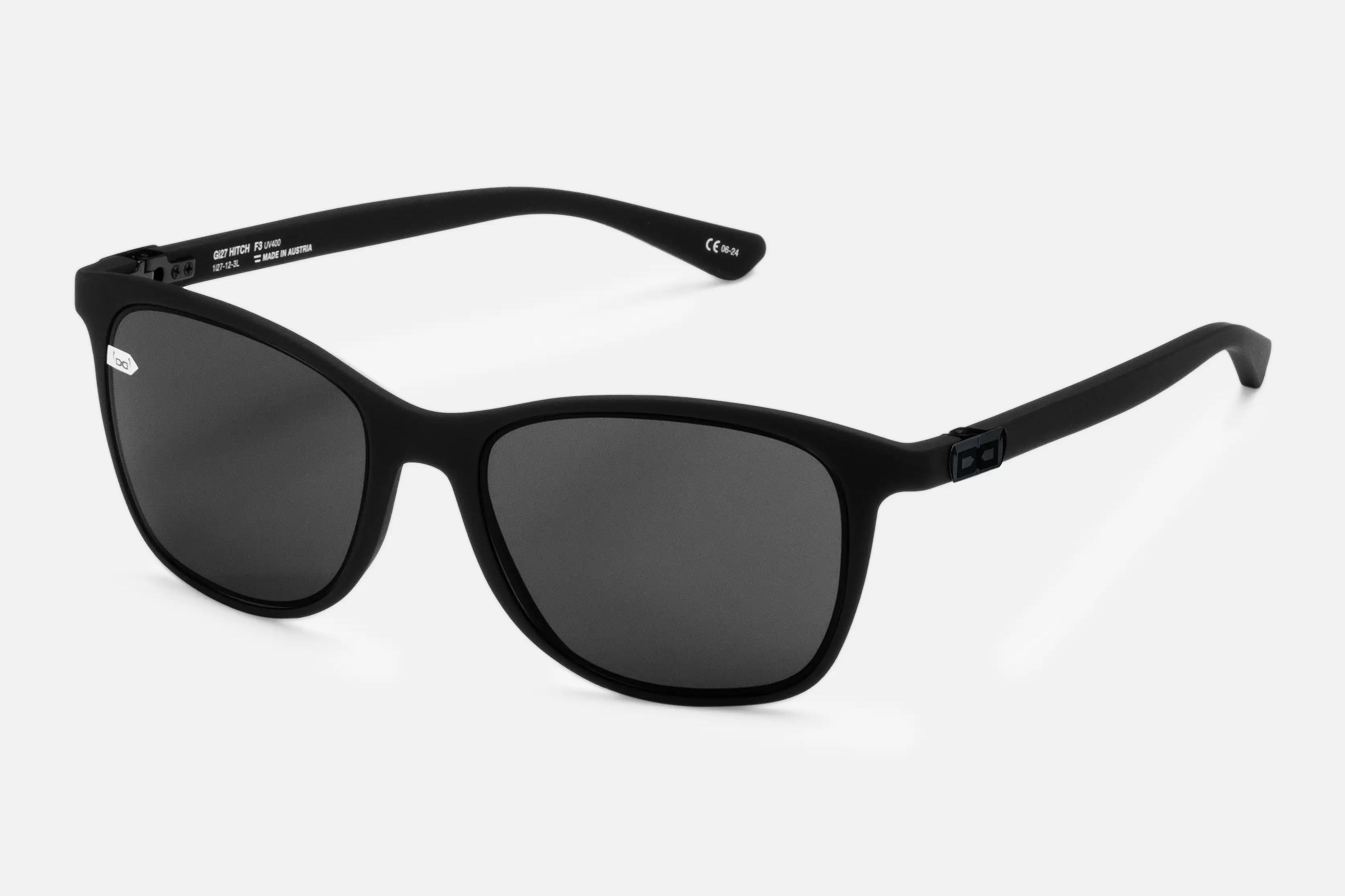 Gi27 Hitchhiker - black in black